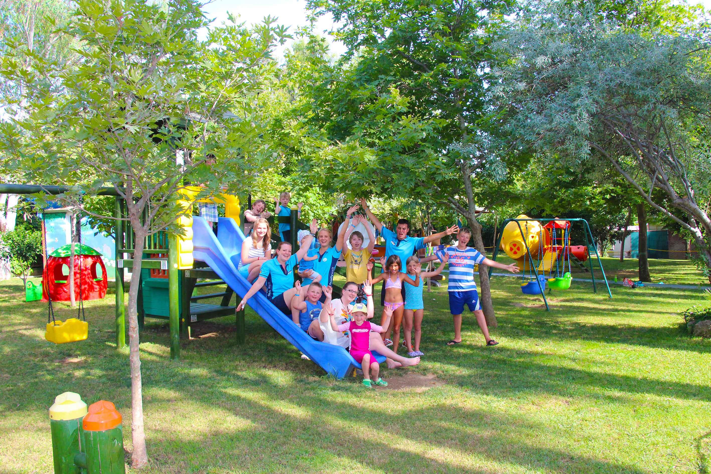 אוקורקאלאר Gardenia Beach Hotel מראה חיצוני תמונה