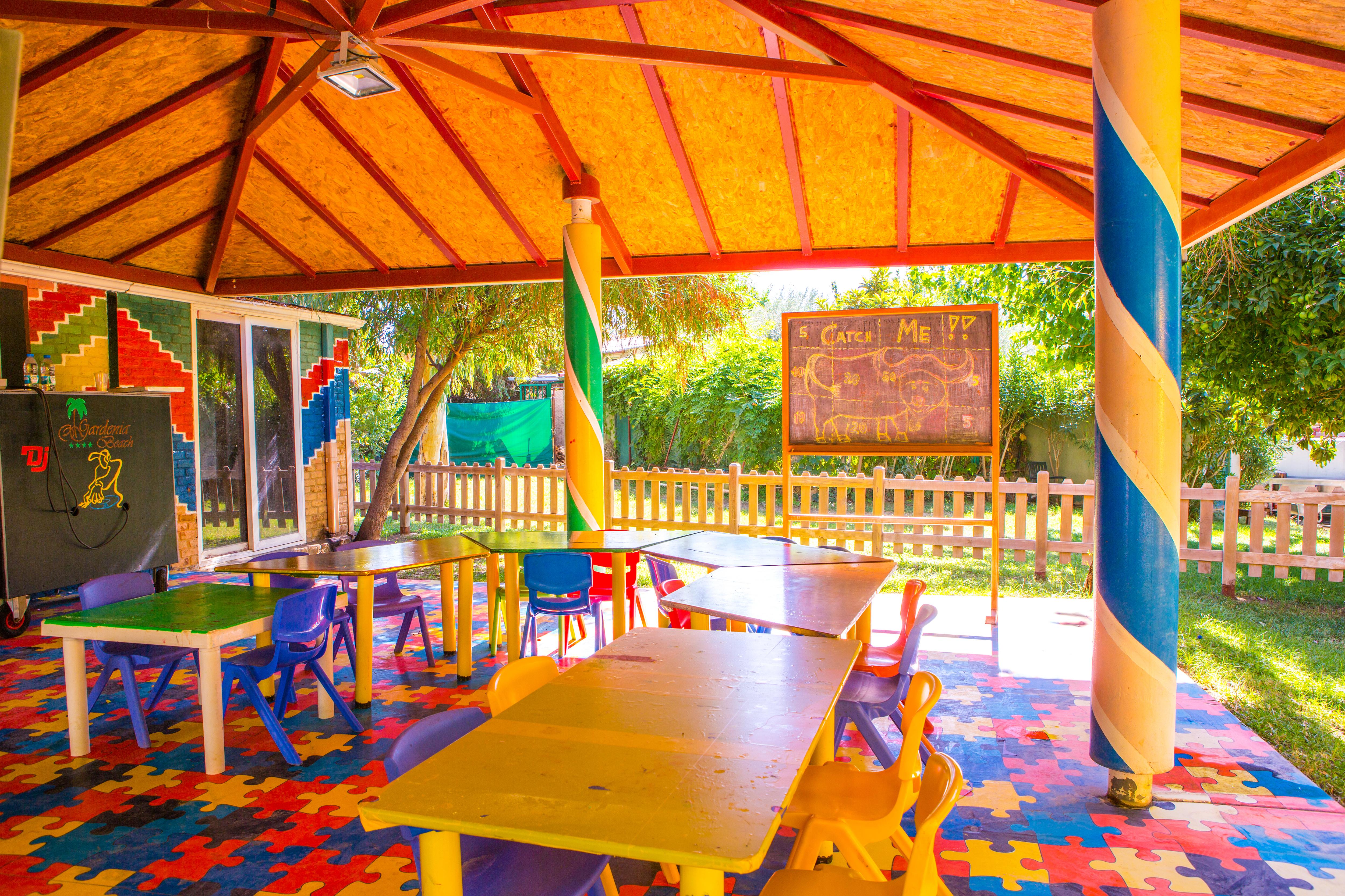 אוקורקאלאר Gardenia Beach Hotel מראה חיצוני תמונה