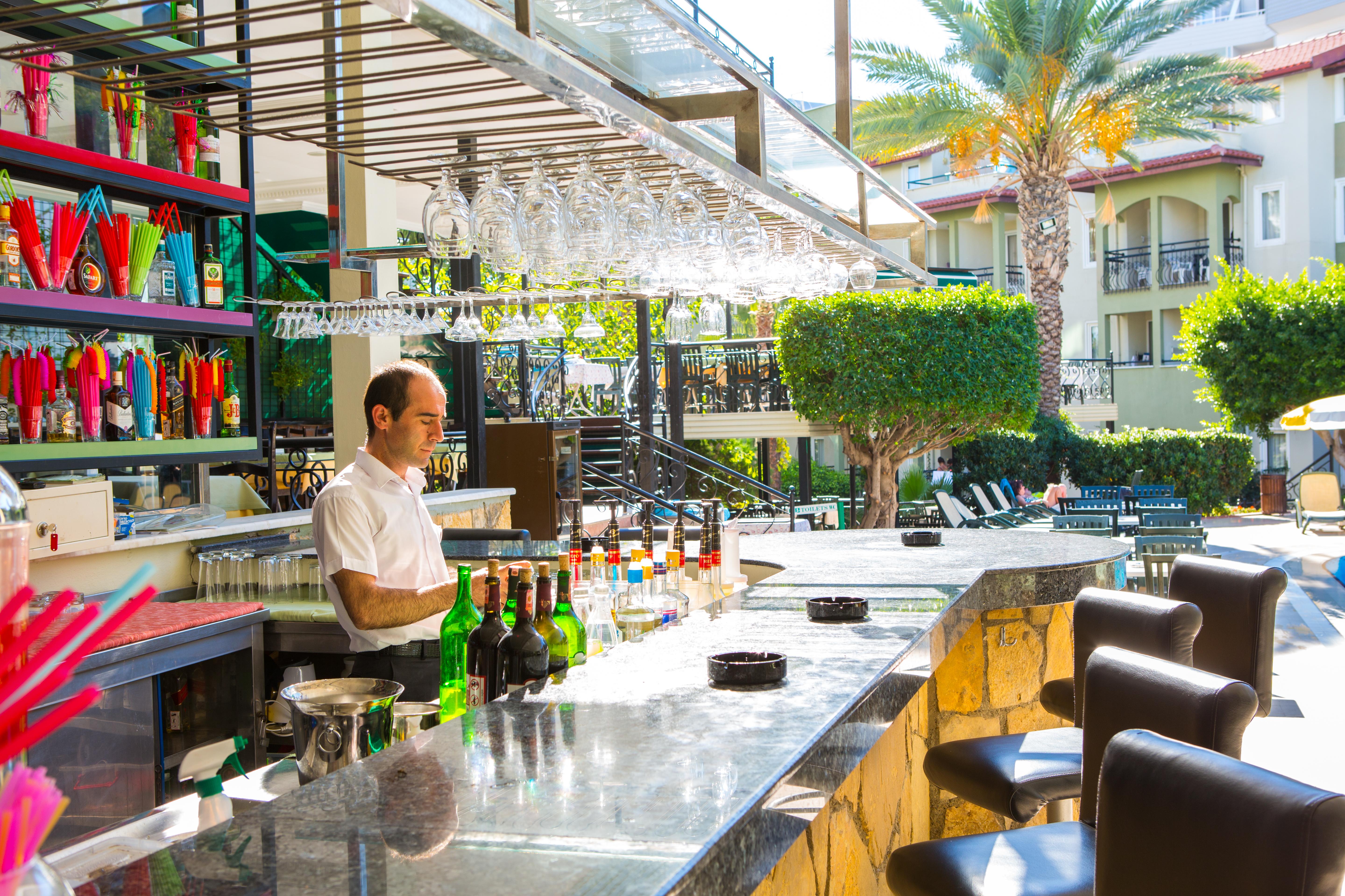 אוקורקאלאר Gardenia Beach Hotel מראה חיצוני תמונה