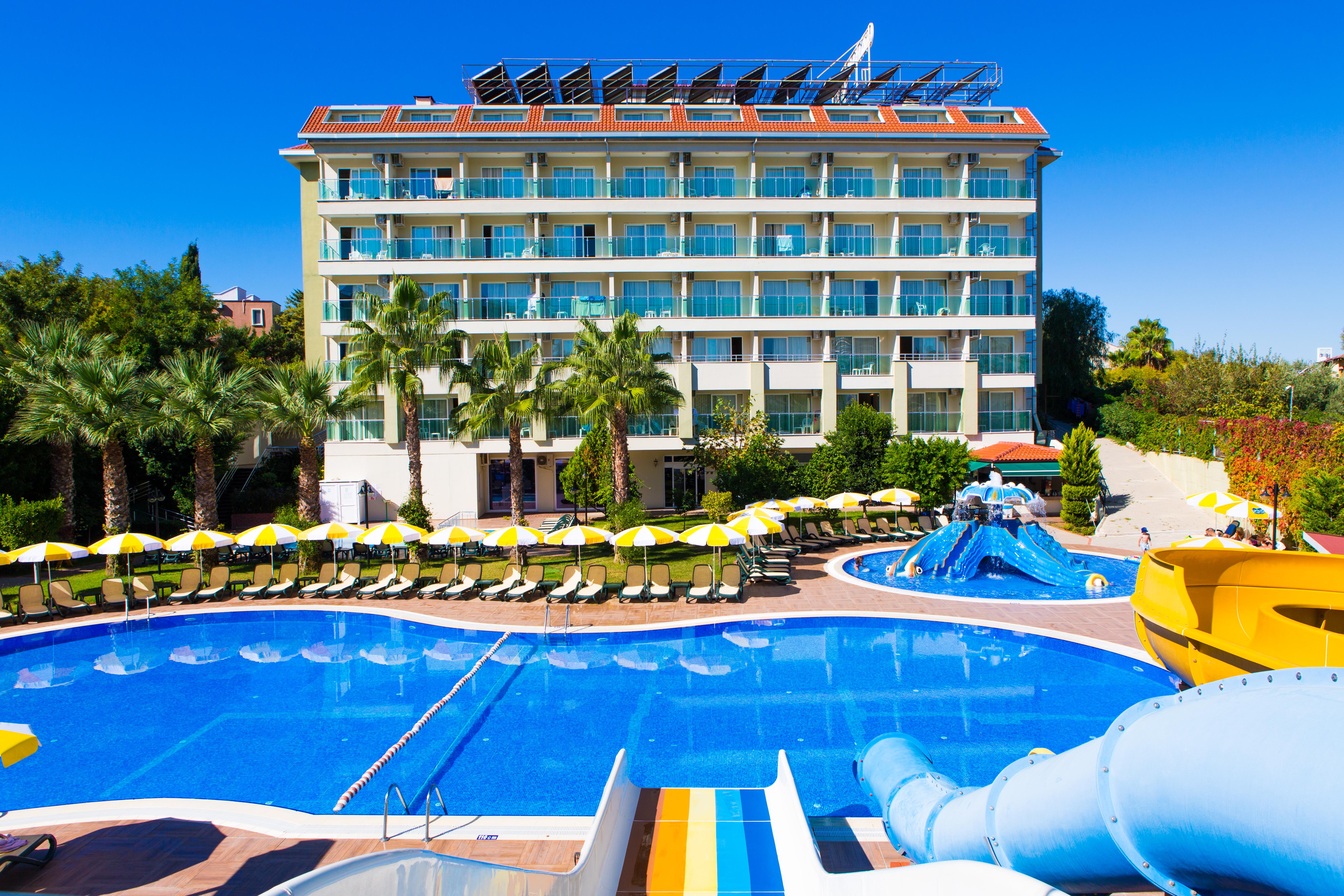 אוקורקאלאר Gardenia Beach Hotel מראה חיצוני תמונה